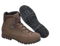 AKU Pilgrim boots FG GTX MOD Brown military boots.